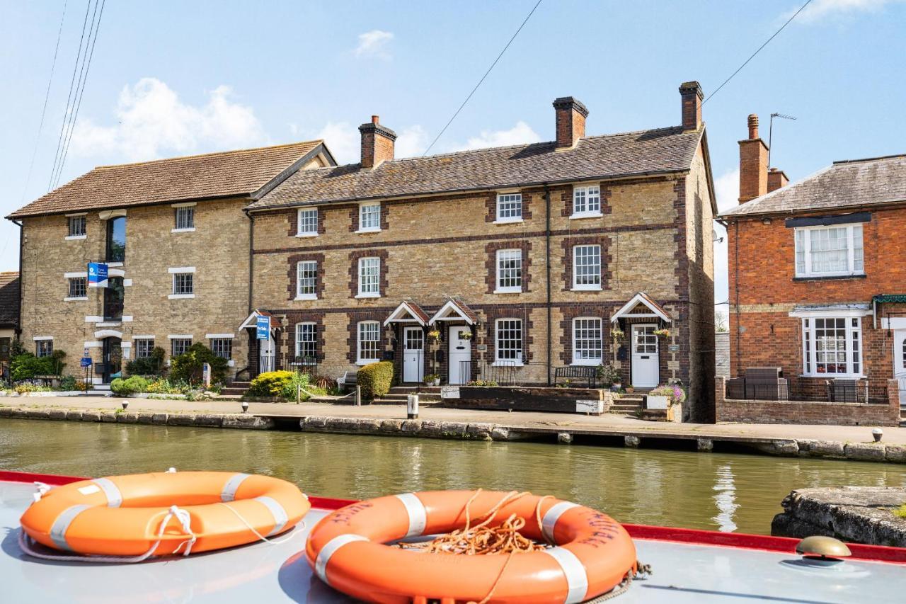 4 Canalside Cottages Towcester Dış mekan fotoğraf