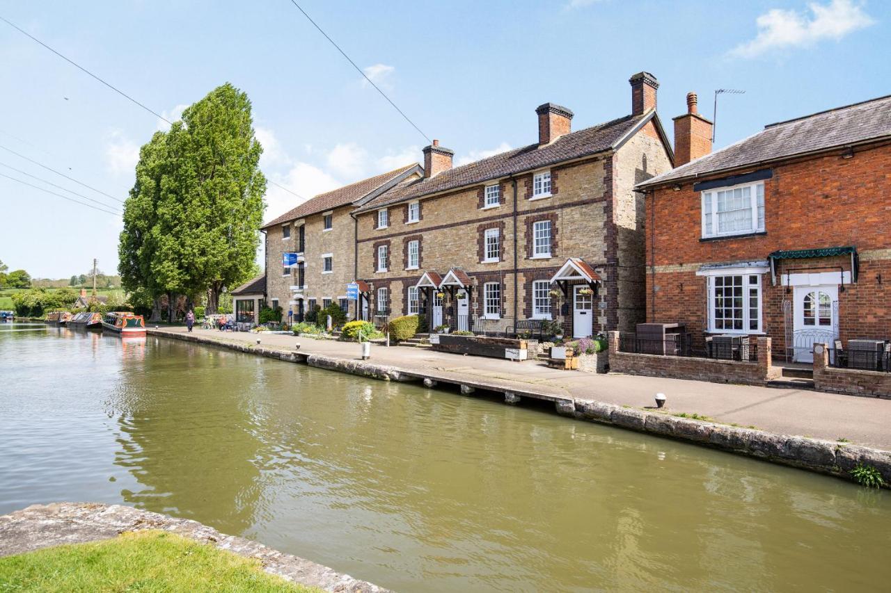 4 Canalside Cottages Towcester Dış mekan fotoğraf