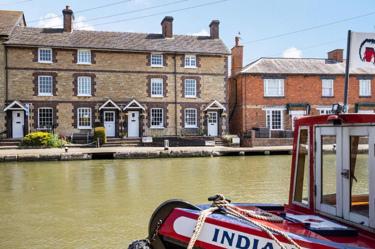 4 Canalside Cottages Towcester Dış mekan fotoğraf