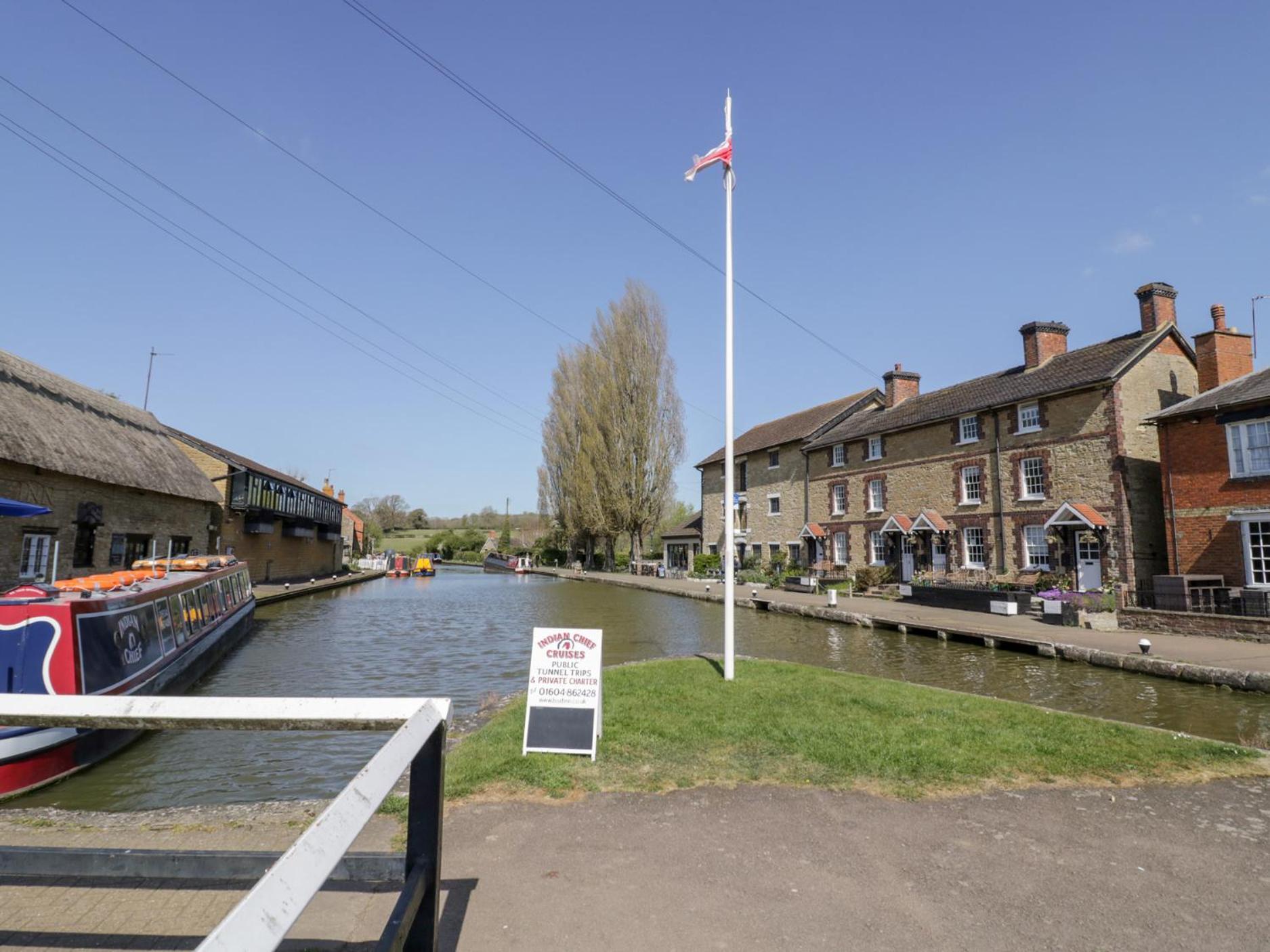 4 Canalside Cottages Towcester Dış mekan fotoğraf
