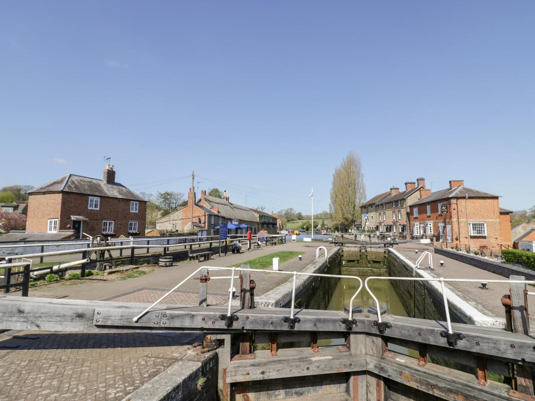 4 Canalside Cottages Towcester Dış mekan fotoğraf