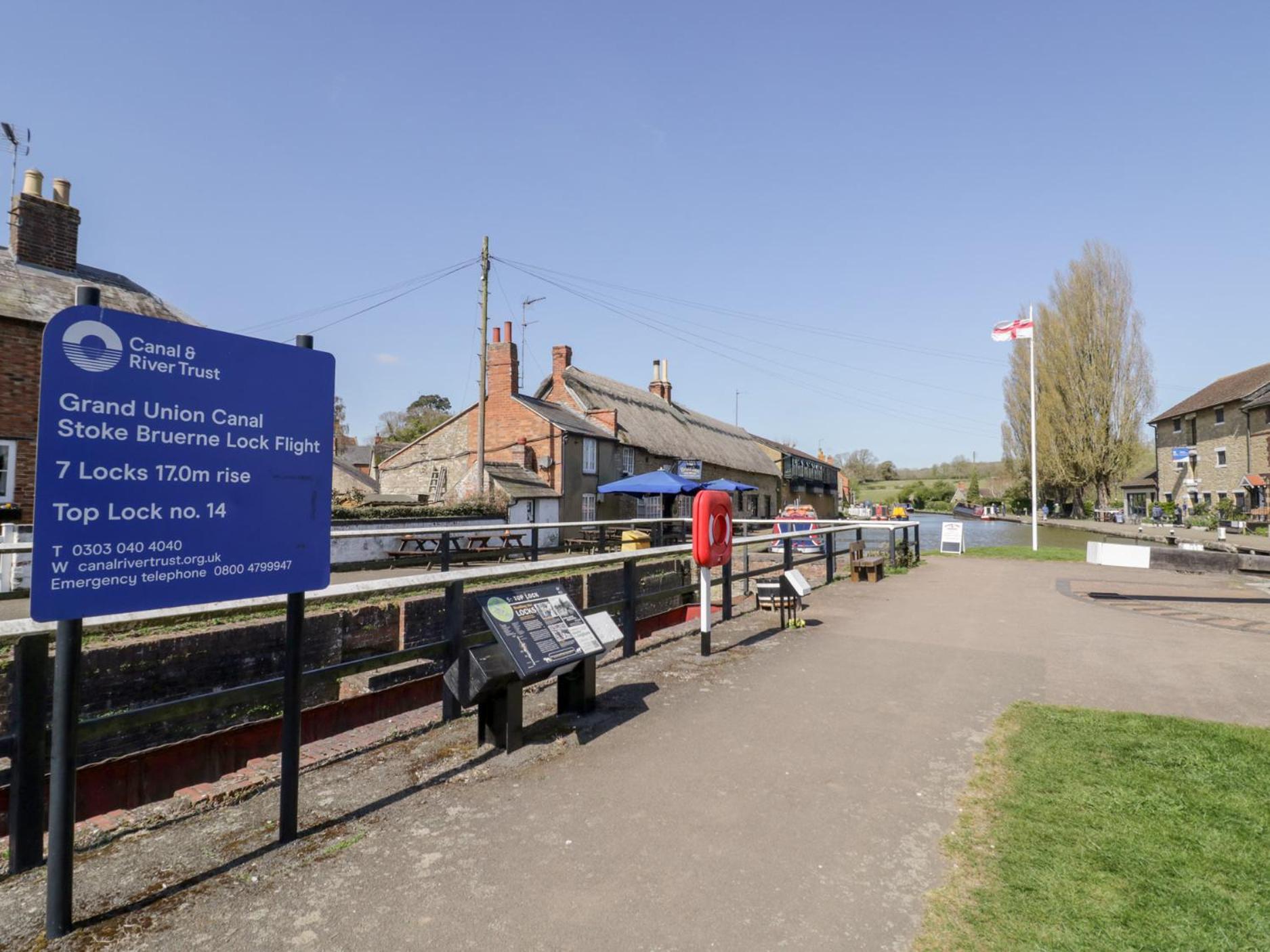 4 Canalside Cottages Towcester Dış mekan fotoğraf